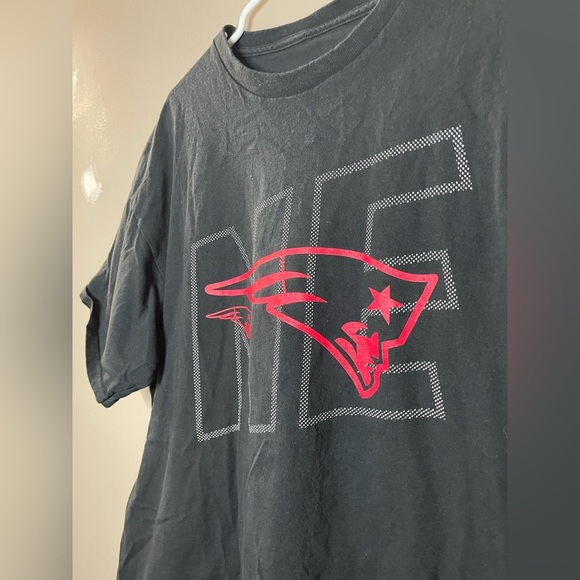New England Patriots NFL Men's Black Team Logos Short Sleeve T-Shirt Size XL - Picture 3 of 5